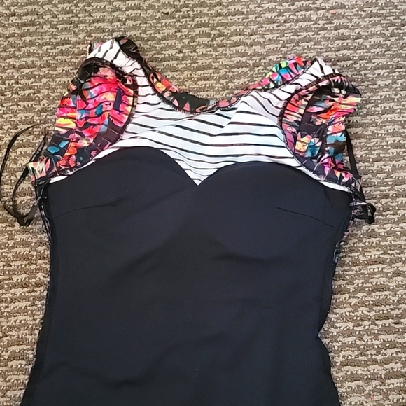 Guess Tropical Striped Lined Multi Color Dress Size XX Small Pink Black - Picture 8 of 8